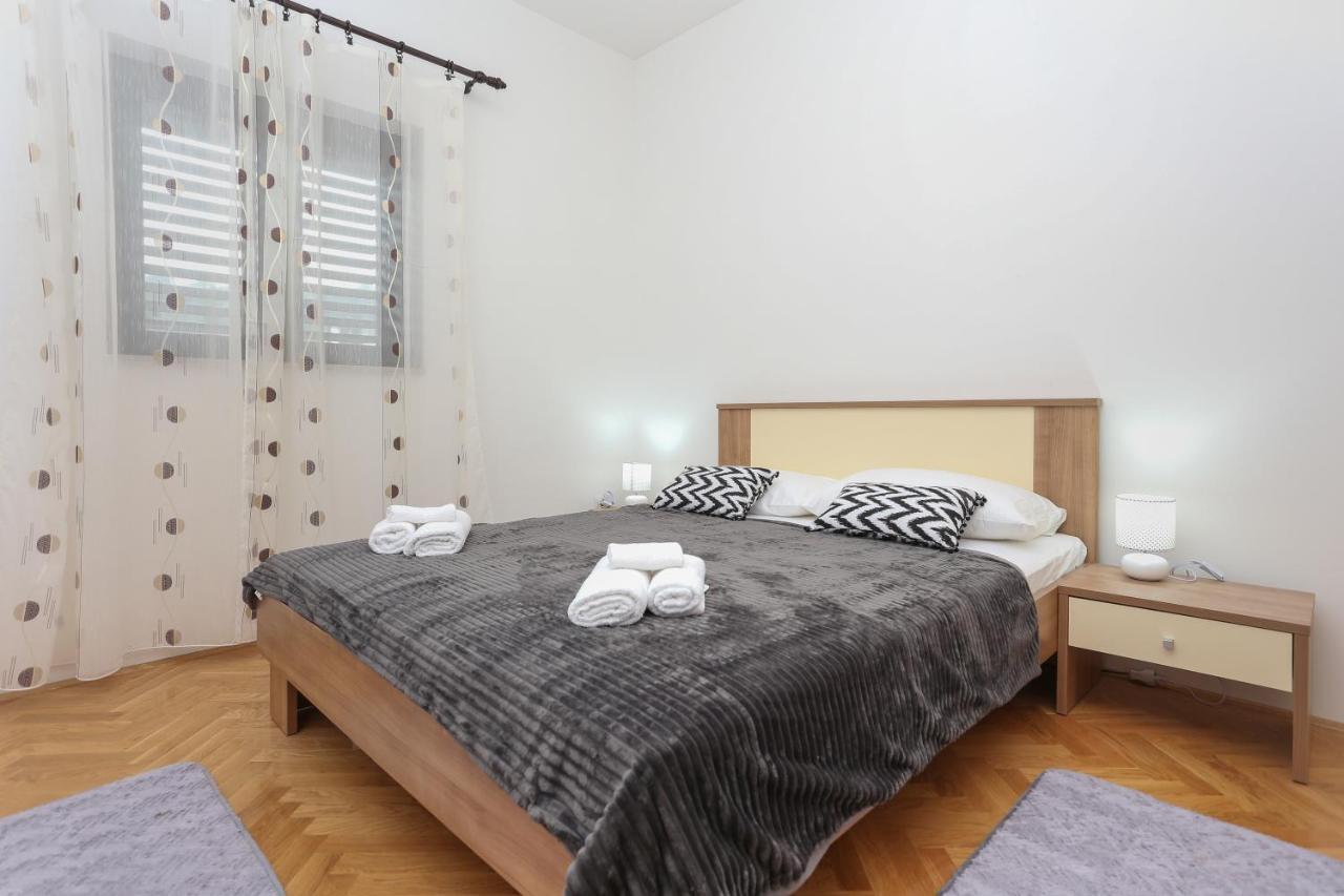 Apartments Marinero Trogir Zewnętrze zdjęcie